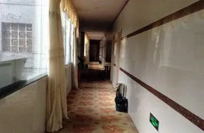 Boxin Hotel - Image 4