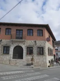 Hostal Crucica - Image 1