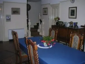 Benthams Guesthouse - Image 2