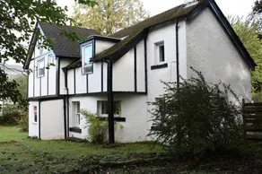 Abbey Cottage Bed and Breakfast - Image 2