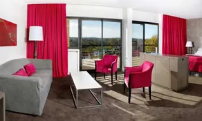 Hôtel des Trois Couronnes à Carcassonne - Image 2