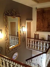 Hilltop House - Image 4