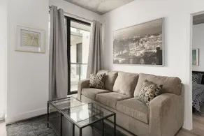 Loft moderne au coeur de Montreal - Image 5