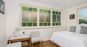 A SWEET ESCAPE - Byron Surf Cottage - walk to Byron - Image 4