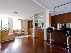 Old Town Residence - Image 3