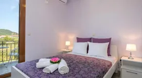 Elena Hara - Image 5