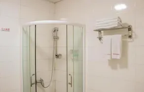 Baiyun Xingcheng Hotel - Image 4