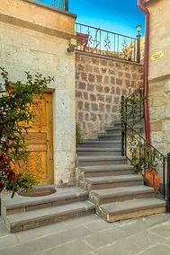 Elit Cave Suites - Image 5