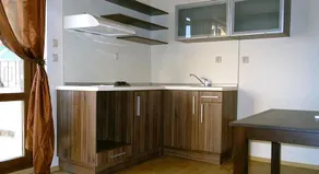 Panorama Apartments - Image 2