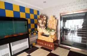 Jinzhao Business Hotel - Image 2
