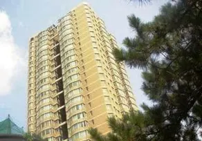 Star City Landmark Apartment - Image 2