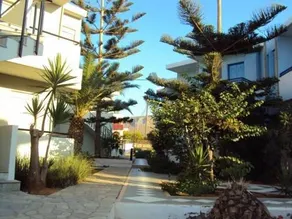 Nicolas Residence - Image 4