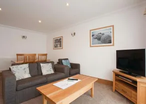 Jaybelle Grange Lodges - Image 2
