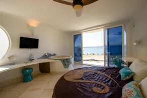 Swan Villas - Image 4
