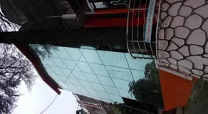 Premier rooms with Rooftop Terrace Restaurant - Image 4
