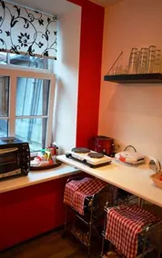 Alfred Street Apartment - Image 3