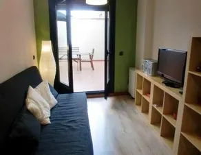 Latina Rastro - Image 2