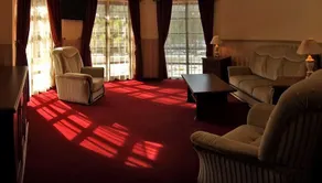 Hotel Kitty - Image 4