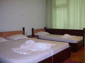 ADIS Holiday Inn Hotel - Image 3