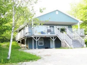 Queensland Beach House - Image 2