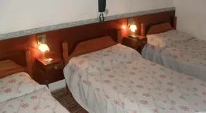 Las Heras Hotel - Image 4