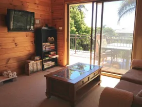 Nelsons Beach Lodge, Holiday House - Image 5
