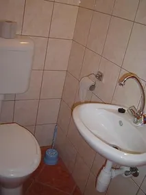 Eman Apartmanház - Image 4