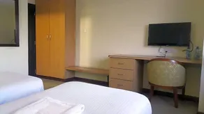 Hotel Topaz - Image 3