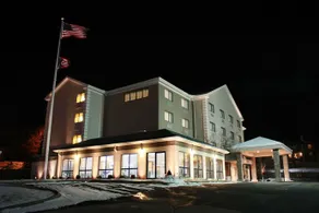 Best Western Plus West Akron Inn & Suites - Image 2