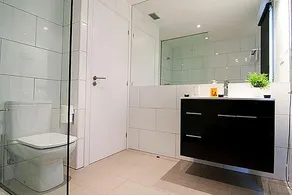 Feelathome Center Apartments - Image 2