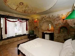 Antik Zeytin Hotel & Art - Image 3