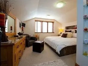 Lewisville Bed and Breakfast - Image 4