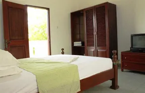 Surf Stay - Image 3