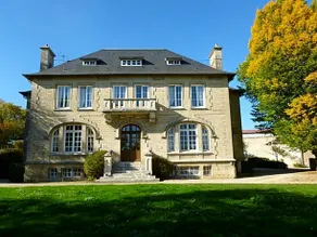 La Chambre Au Chateau - Image 2
