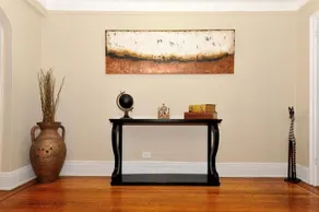 Three-Bedroom Apartment with Two Bathrooms - East 55th Street - Image 3