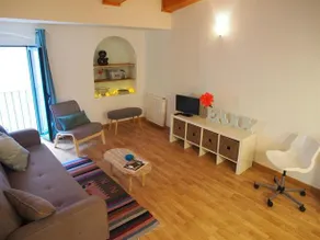 Cort Reial 3 bedrooms with shared terrace - Image 4