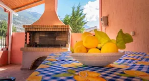 Ioannis House Sea View - Image 2