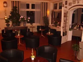 Restaurant De Potkachel Hotel Holland - Image 2