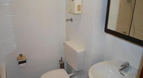 Modernes Apartment In Schoner Lage - Image 2