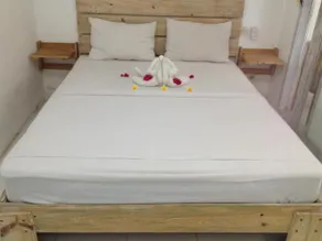The 5 Hotel - Image 3