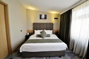 Best Western Plus Center Hotel - Image 3