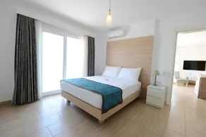 Doria Beachfront Residence - Image 4