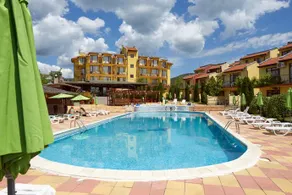 Yalta Hotel - Image 5
