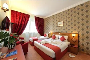 Jonrad Hotel - Image 4