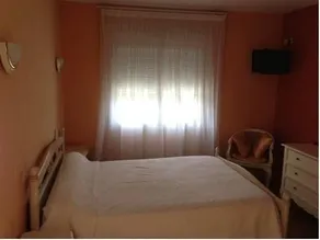 Hôtel Les Pyrénées - Image 3