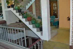 Yoho Silent Night Homestay - Image 2