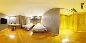 Starway Hotel Dalian Jinshi Beach - Image 2