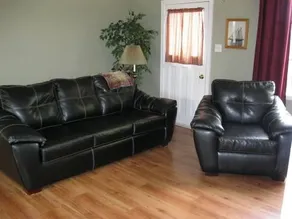 River Valley Guest Cottage - Image 2