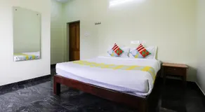 SNR Residency by OYO Rooms - Image 5