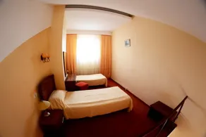 Hotel Piatra Craiului - Image 4